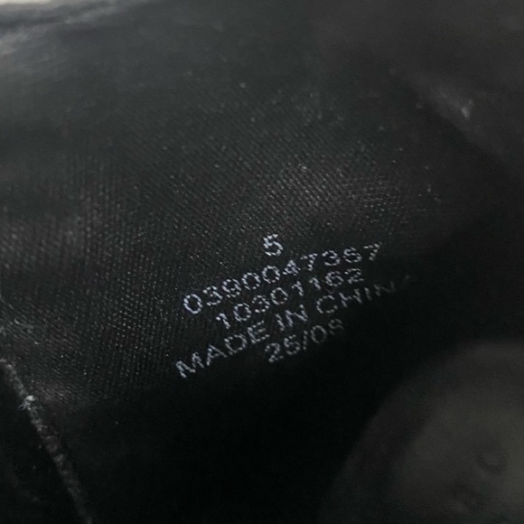 ASOS White Ankle Booties Chain Western Pointed Toe Chelsea Boot - Picture 7 of 8